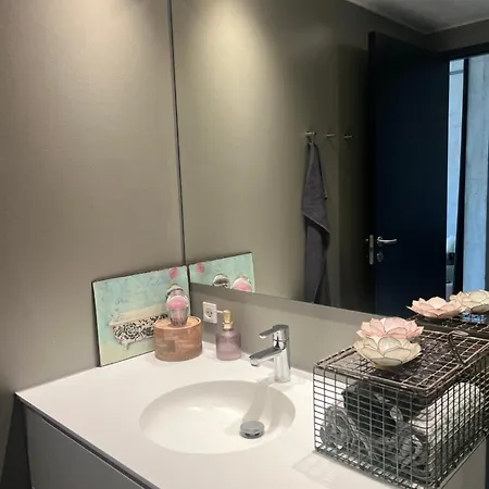Smuk Arkitekttegnet Hus I Newyorker-stil Apartment *