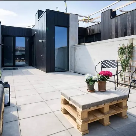 Апартаменты Smuk Arkitekttegnet Hus I Newyorker-stil *